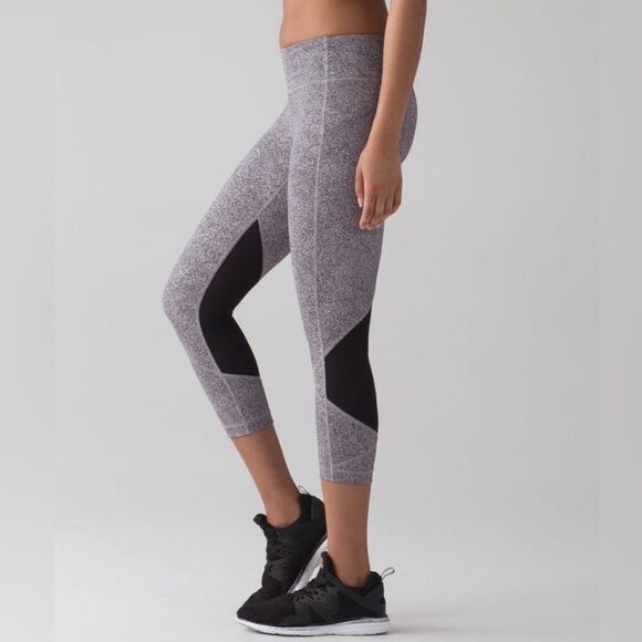 Lululemon Pace Rival Crop Legging Sea Spray Alpine White/Black Chrome - Picture 1 of 11